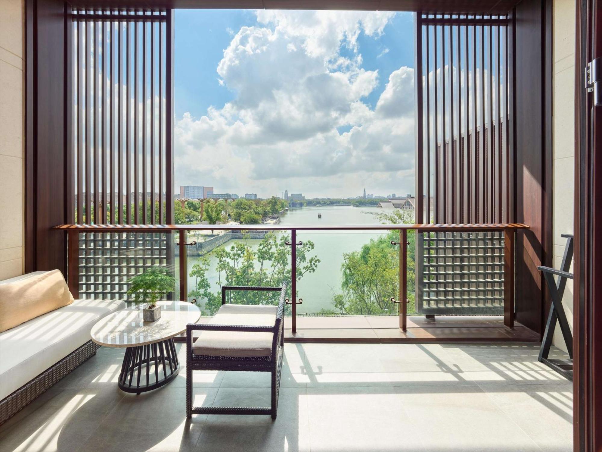 Hilton Shanghai Songjiang Guangfulin Exterior foto