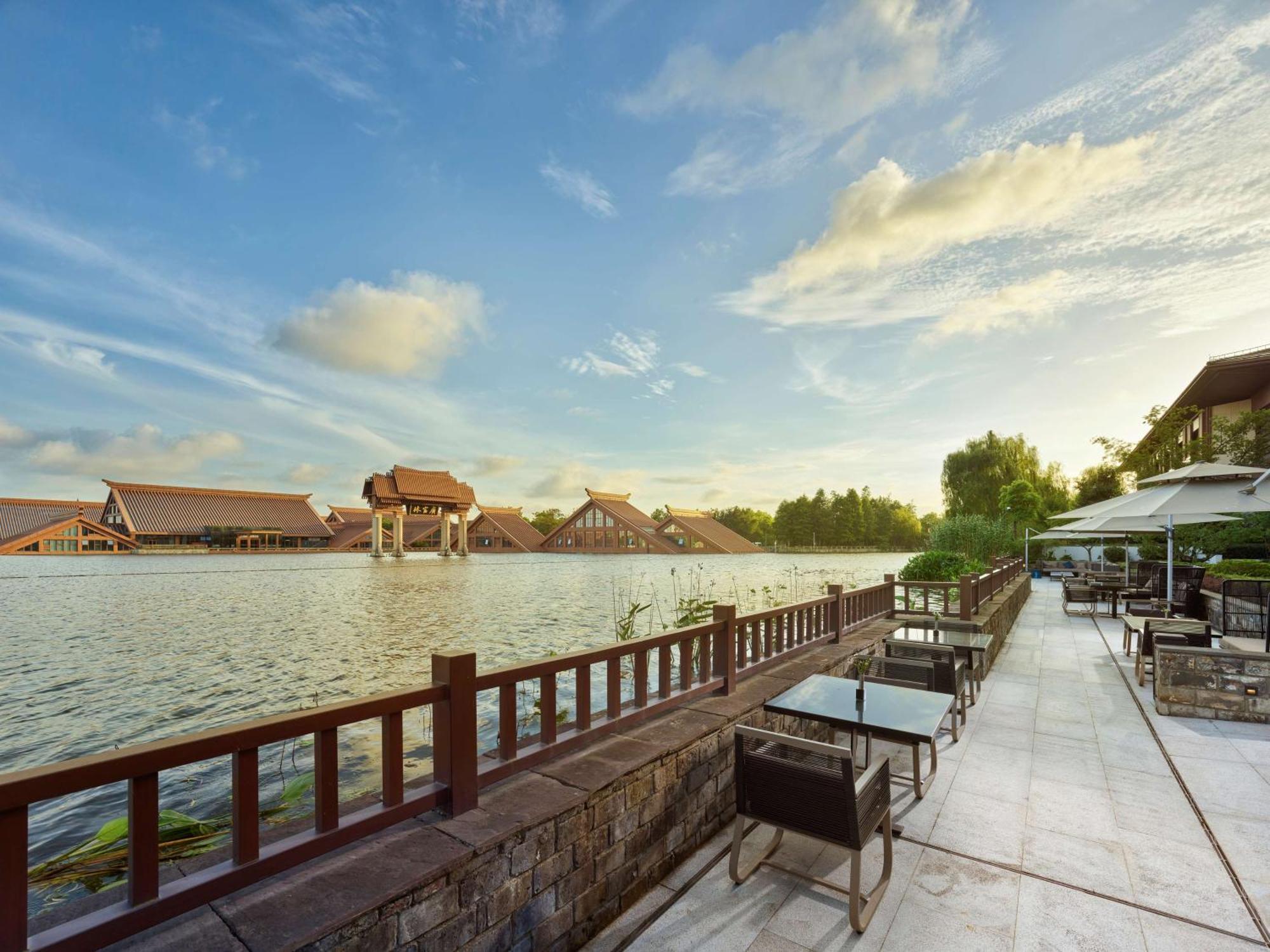 Hilton Shanghai Songjiang Guangfulin Exterior foto